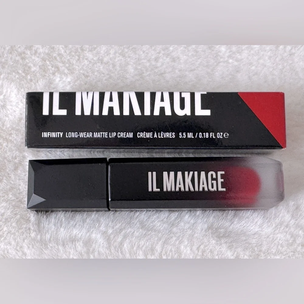 Il Makiage Red Matte Lip Cream - NIB